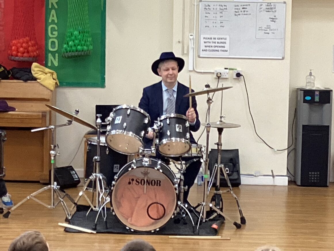 Drumming 3.jpg